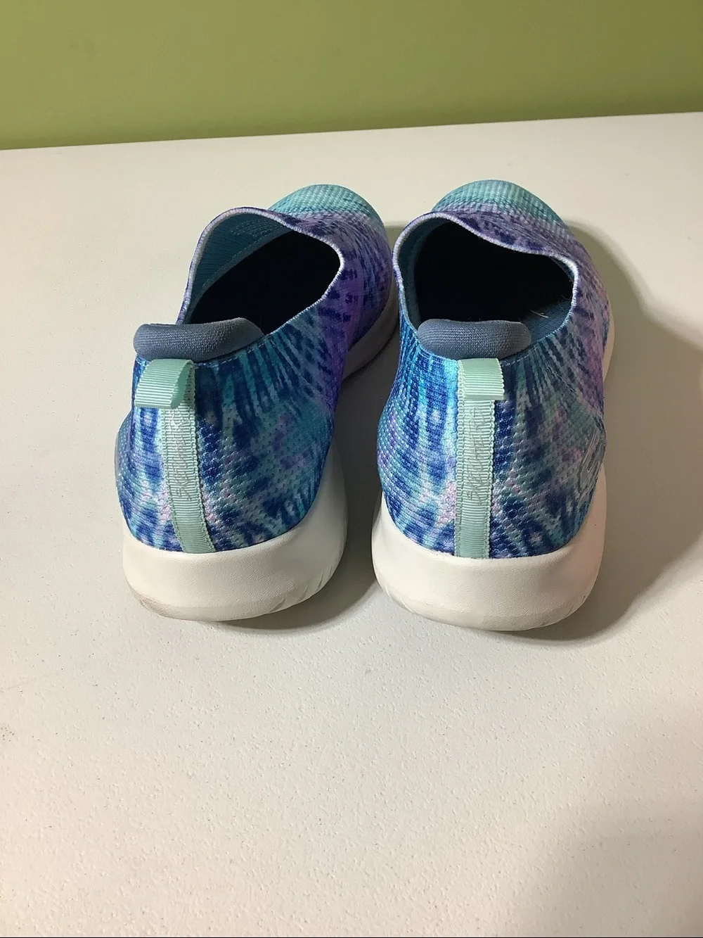 Skechers tie dyed air-cooled memory foam slip ons, size 10